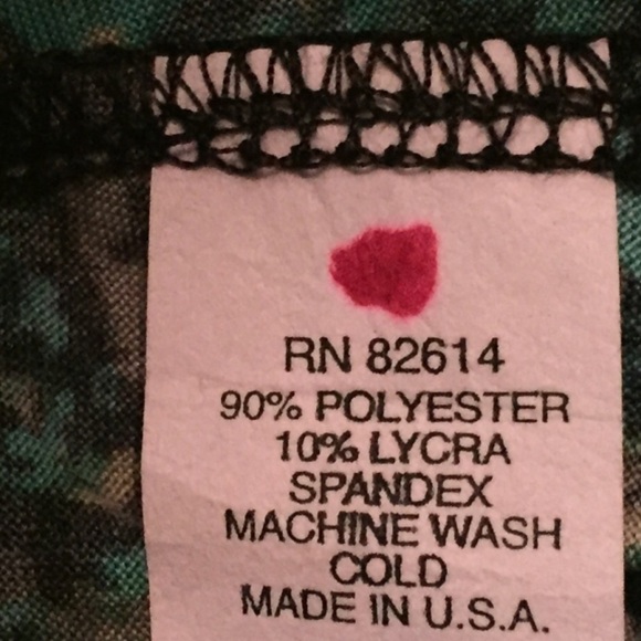 ๐ Paisley print compression athletic shorts - Picture 4 of 6